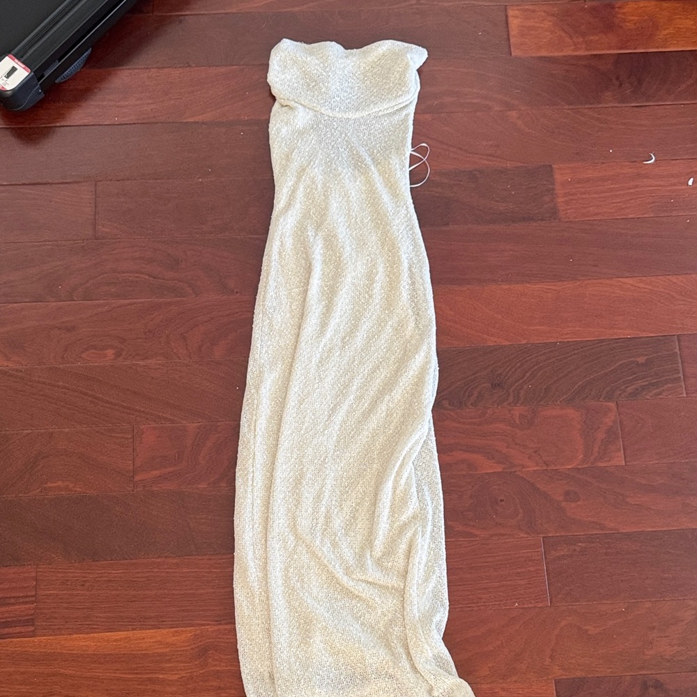 Zara Strapless Sparkle Gown in Ivory